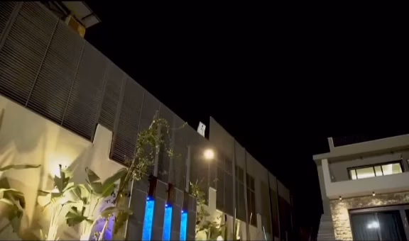 صورة مصغرة 2 من 9