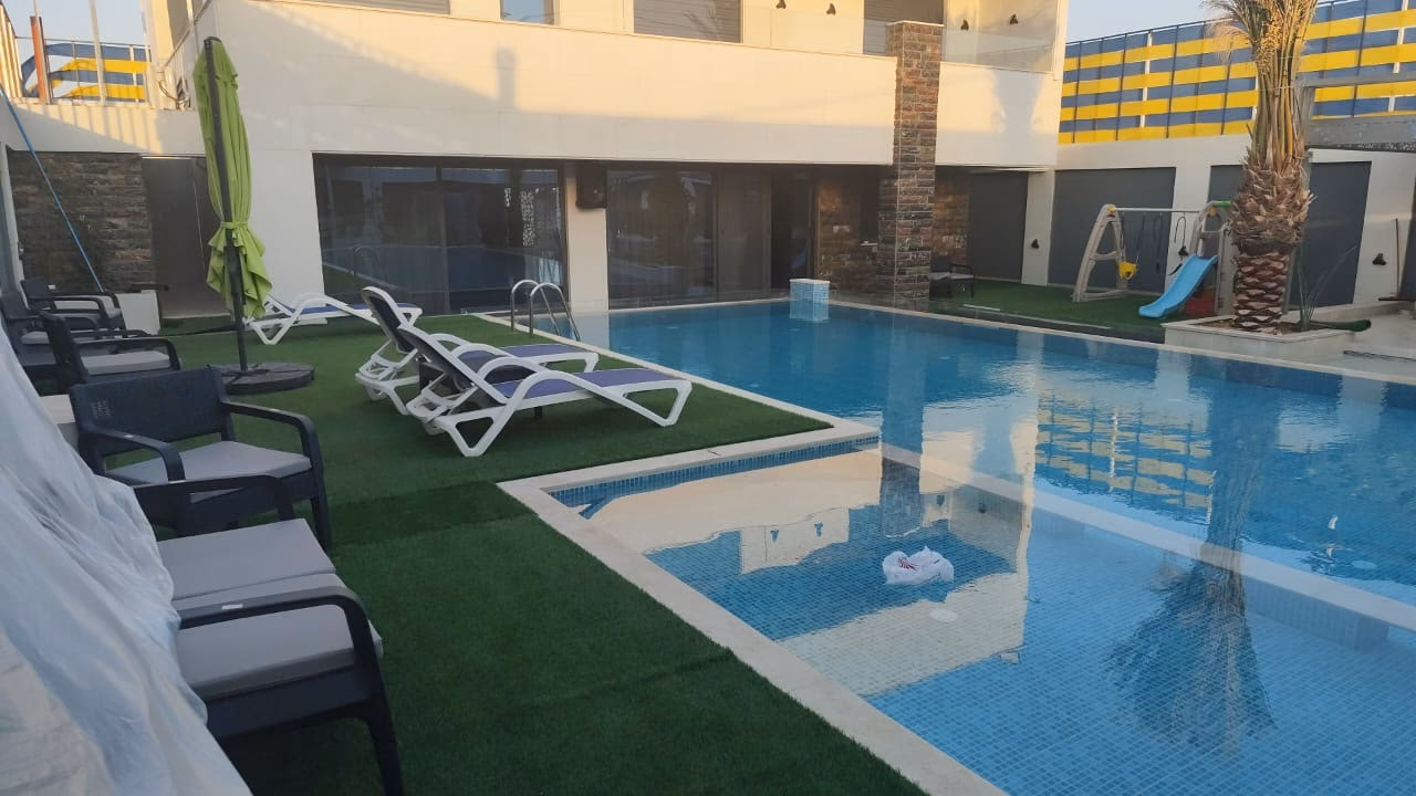 صورة مصغرة 7 من 9