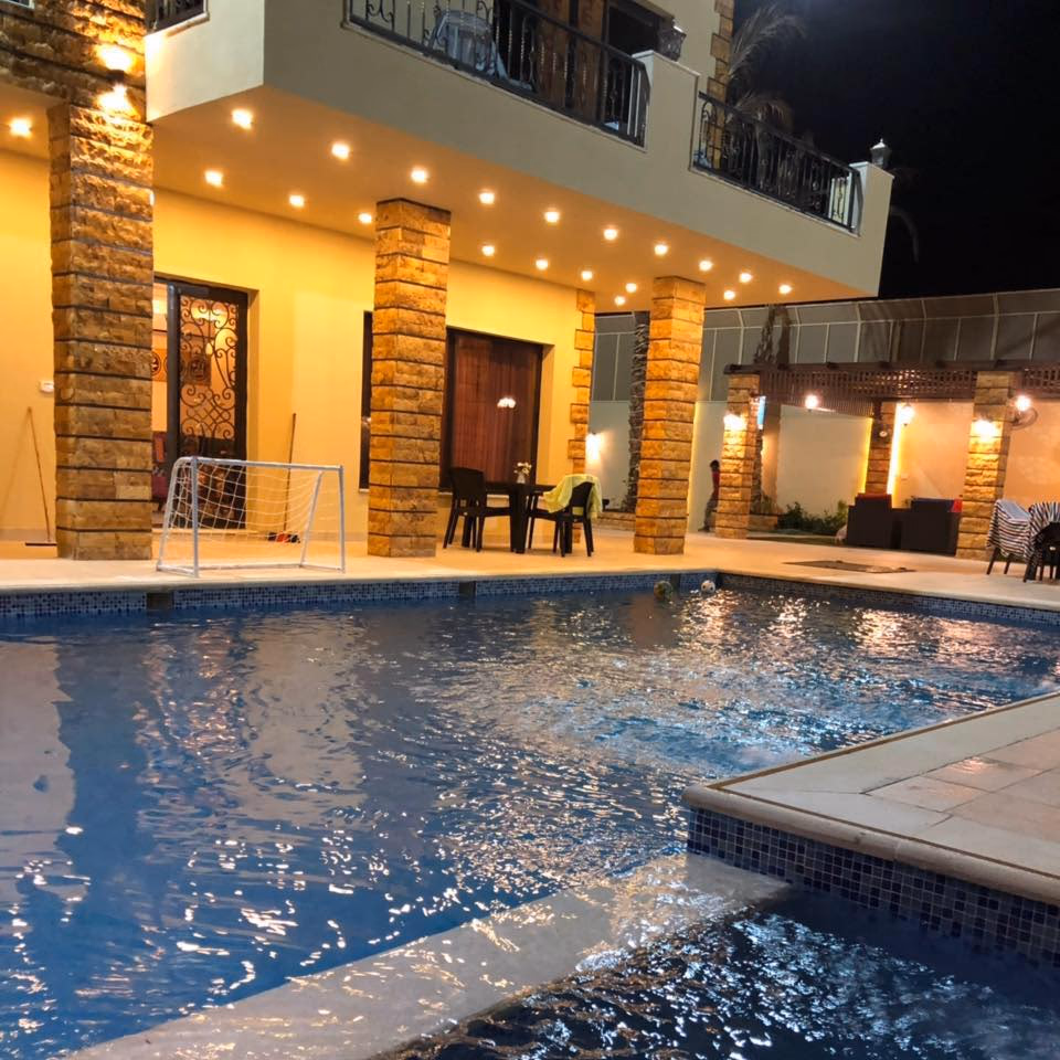 Moonlight chalet