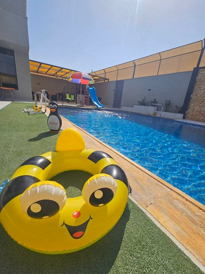 صورة مصغرة 4 من 9