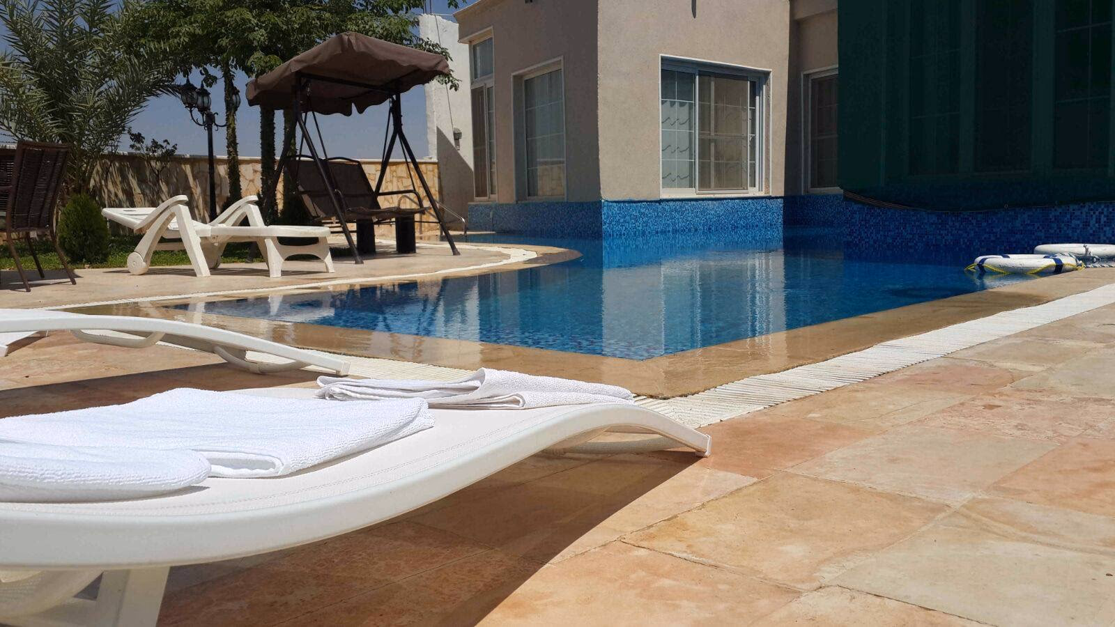 صورة مصغرة 9 من 9