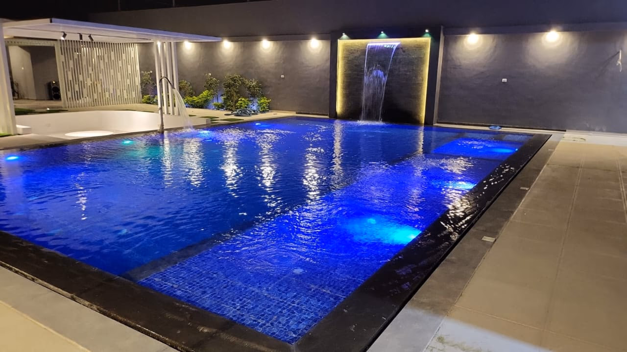 صورة مصغرة 4 من 9