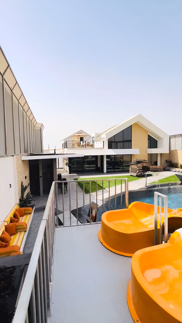 Hilltop chalet