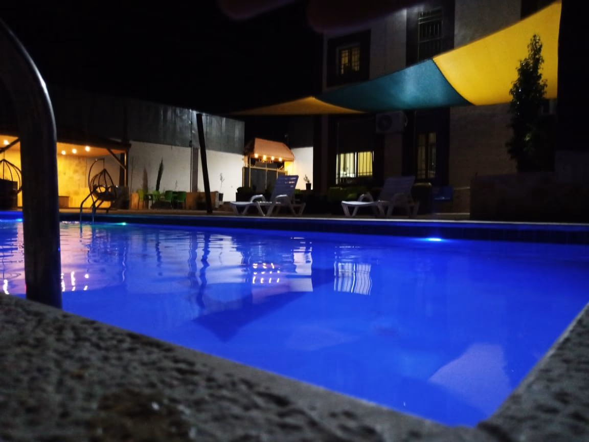 صورة مصغرة 4 من 9