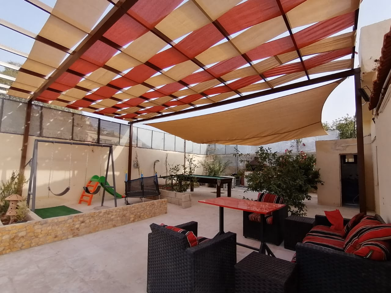 صورة مصغرة 3 من 9