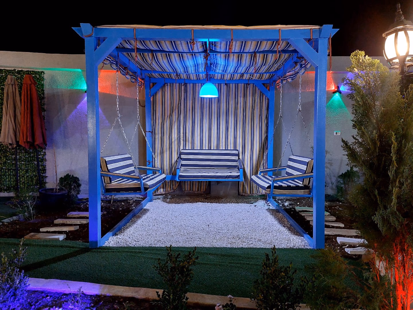 Main photo of Knight's Farm
