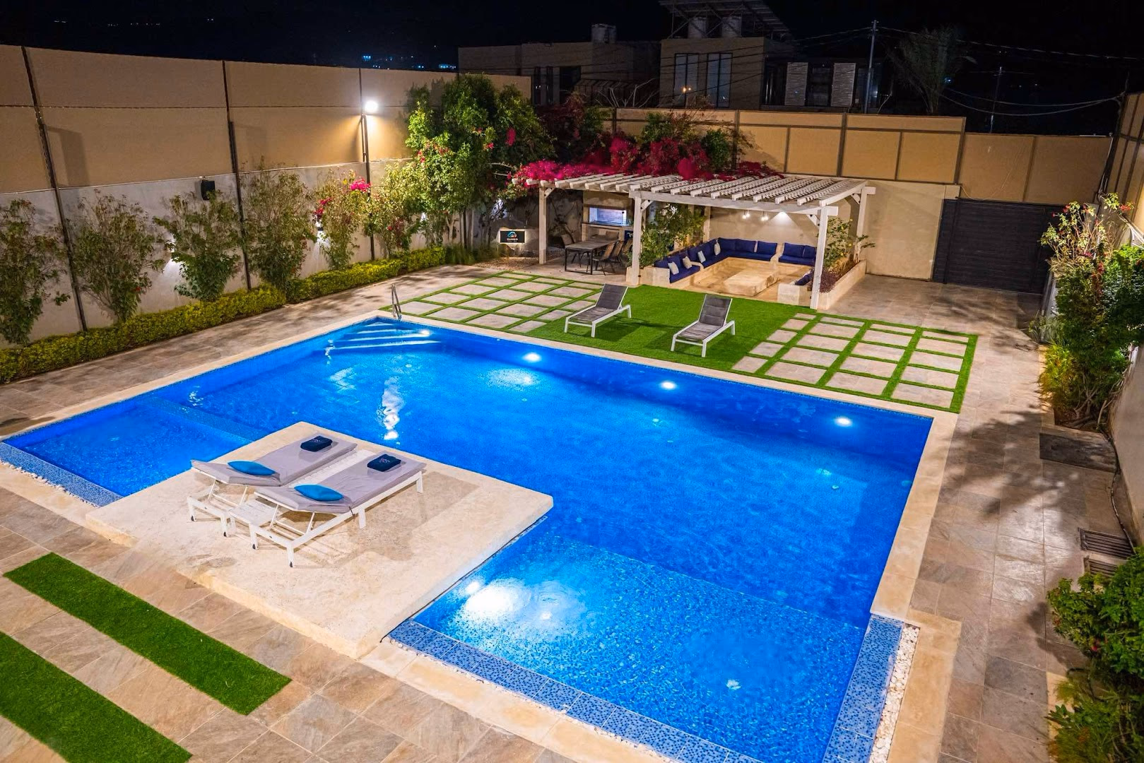 صورة مصغرة 4 من 9