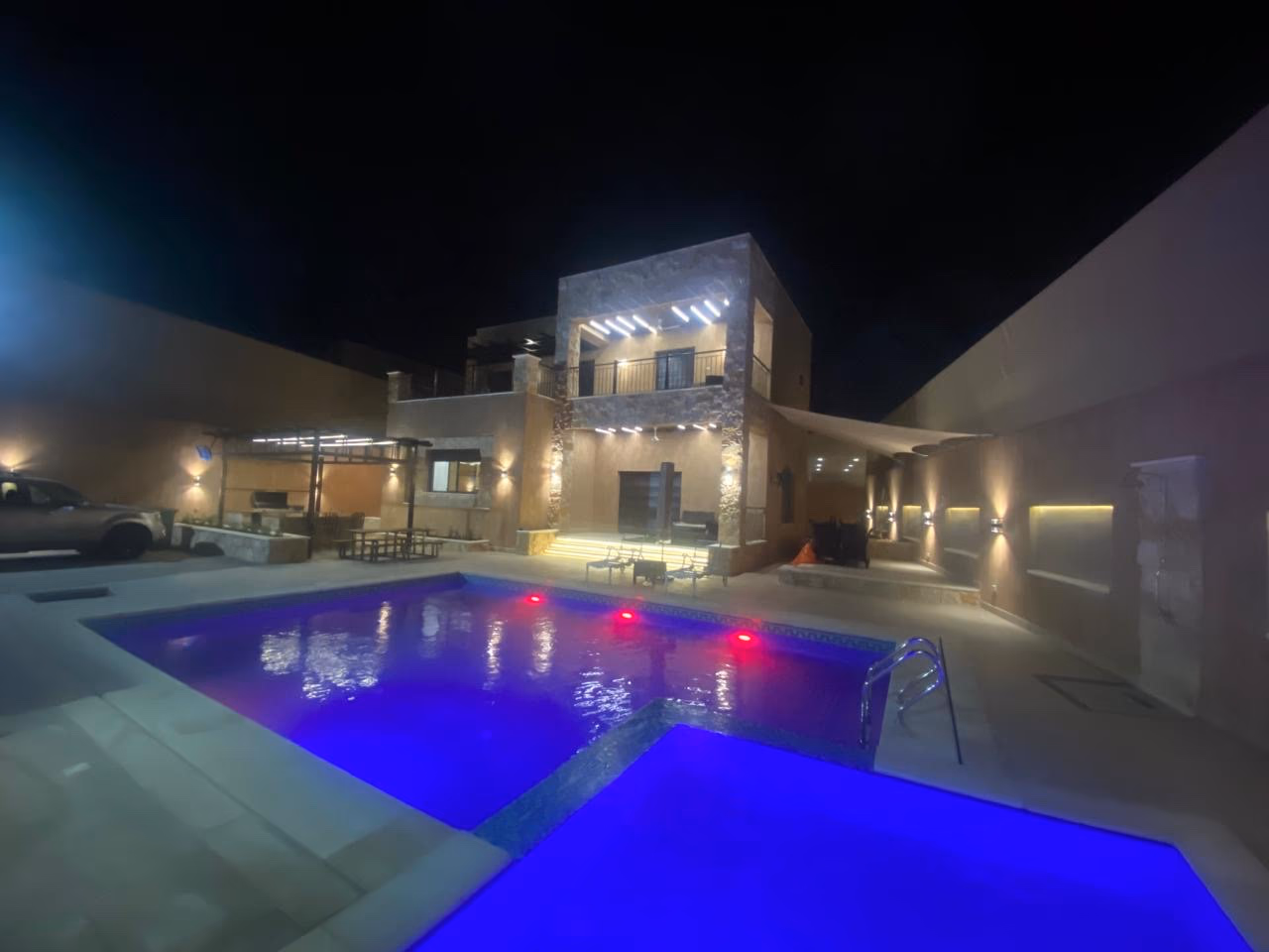 صورة مصغرة 8 من 8