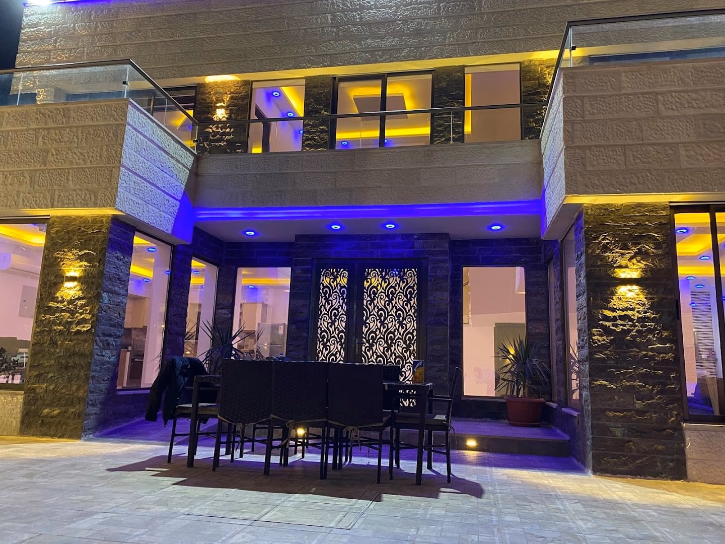 Blue Beach Chalet