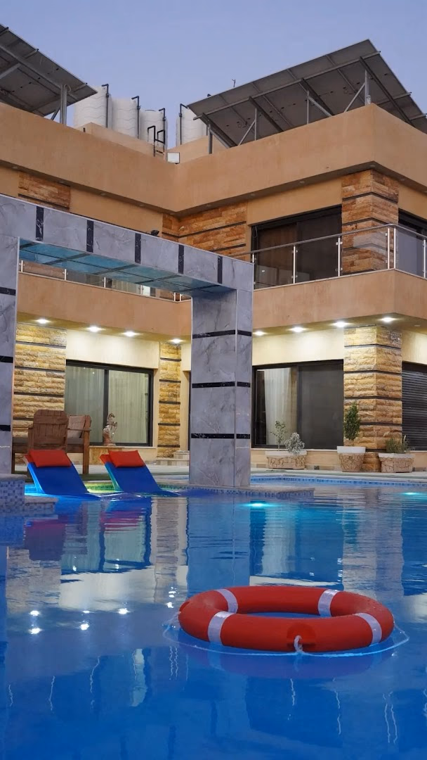 صورة مصغرة 5 من 9
