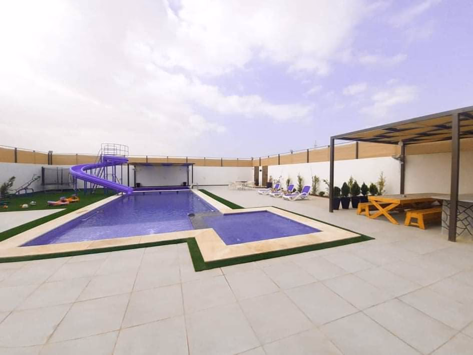صورة مصغرة 3 من 9