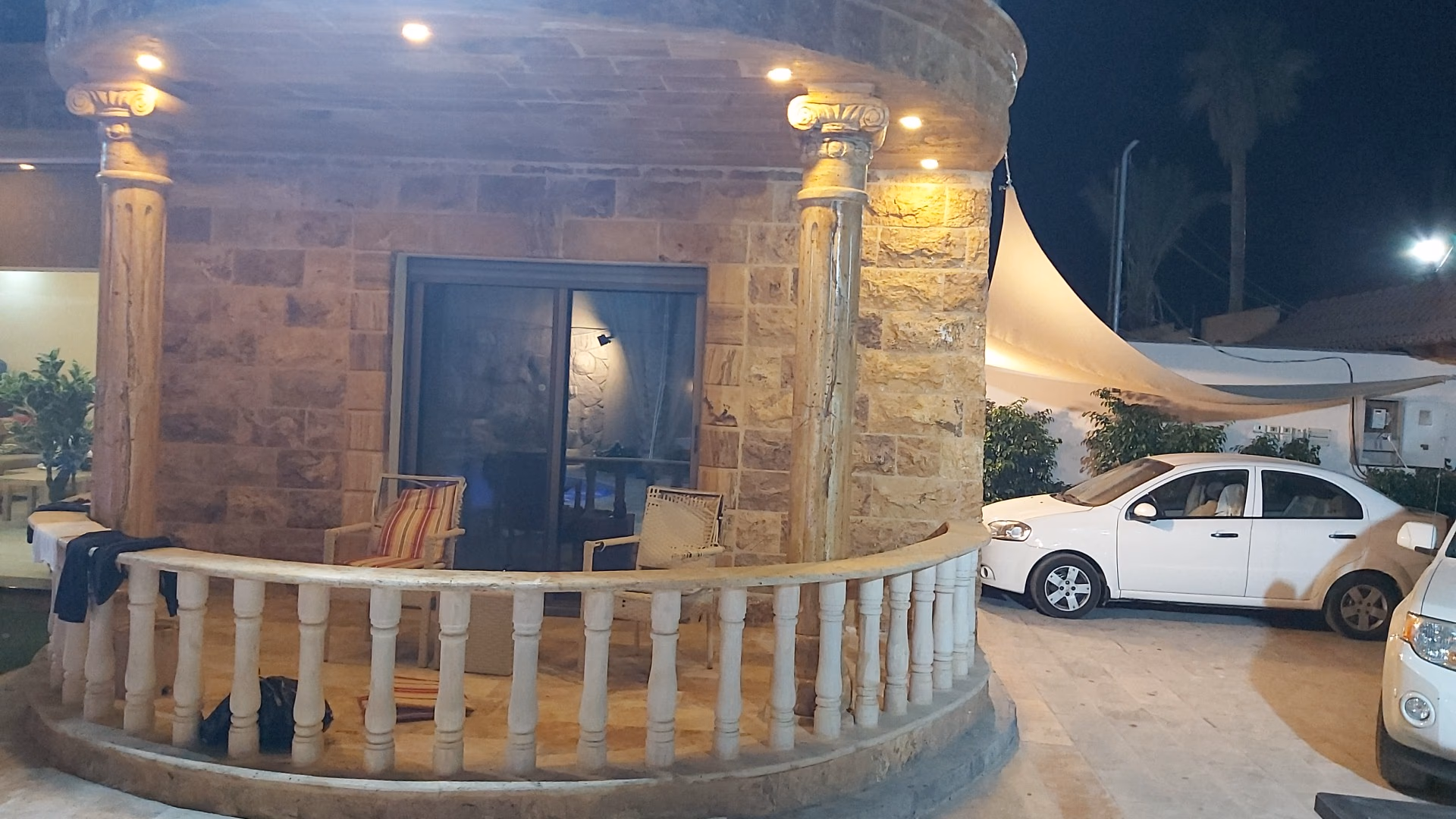 صورة مصغرة 8 من 9