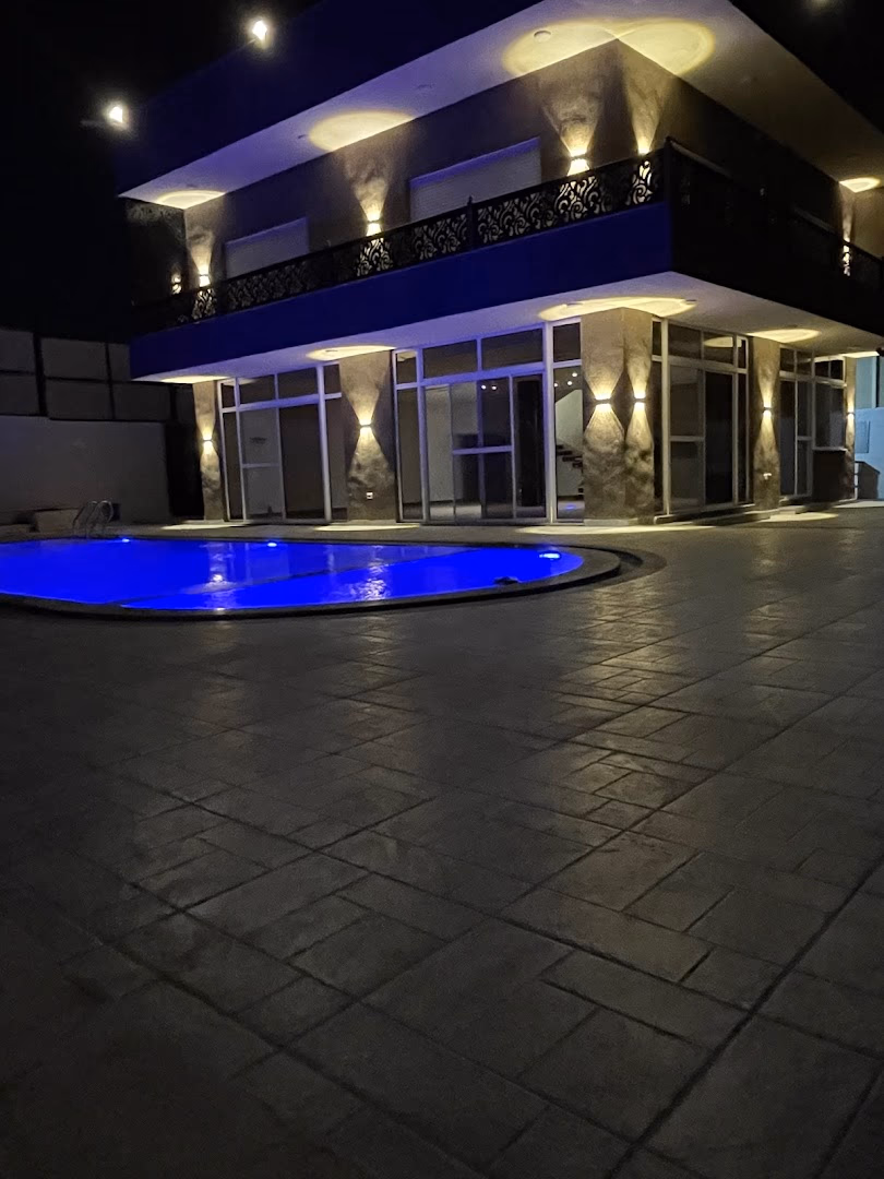 صورة مصغرة 8 من 9