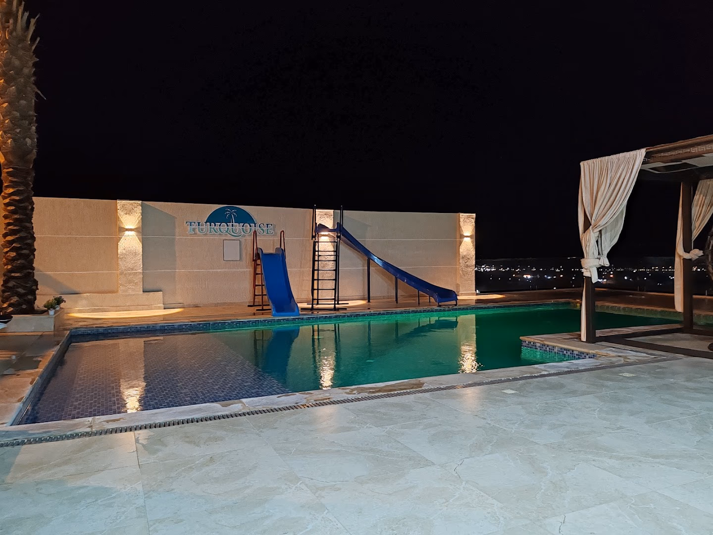 صورة مصغرة 4 من 9
