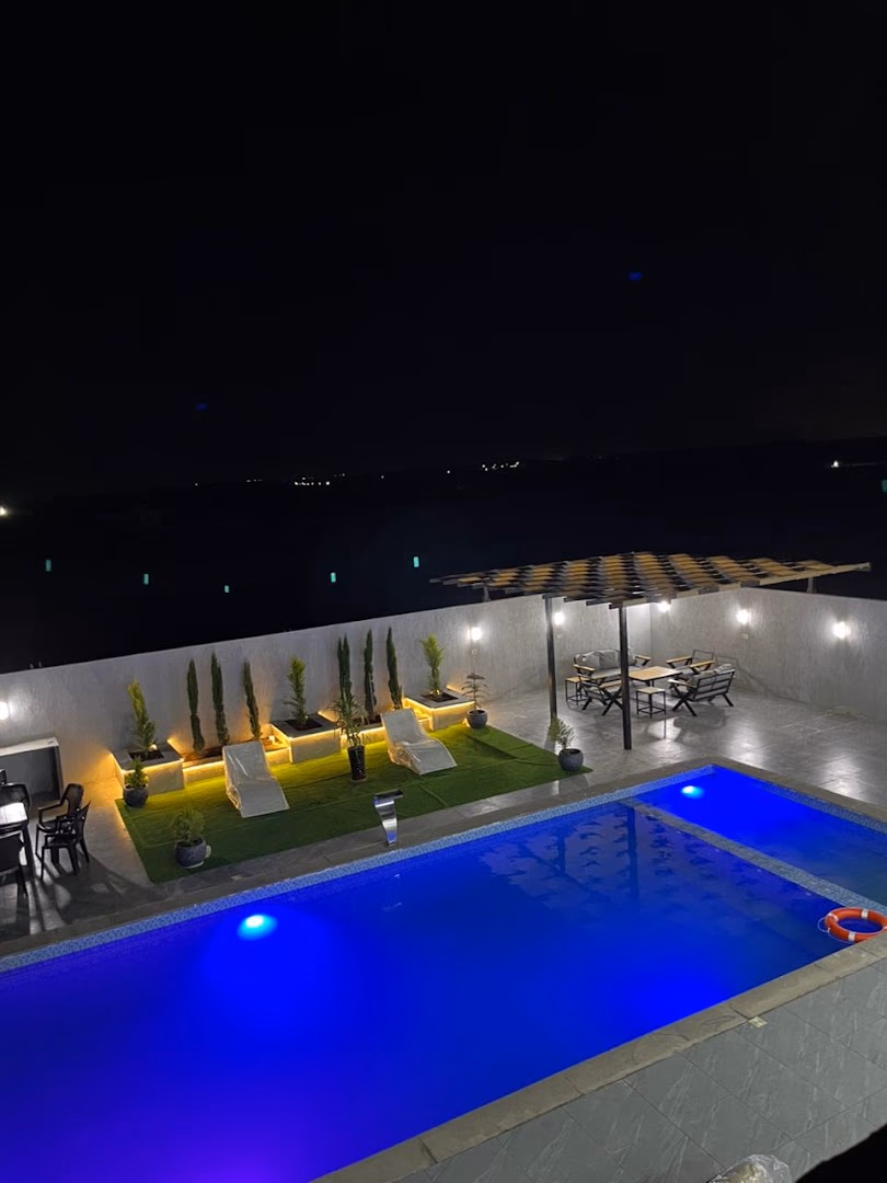 Al Rawda Chalet