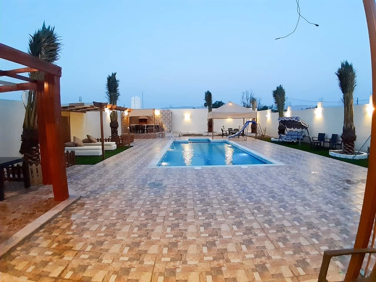 صورة مصغرة 5 من 9