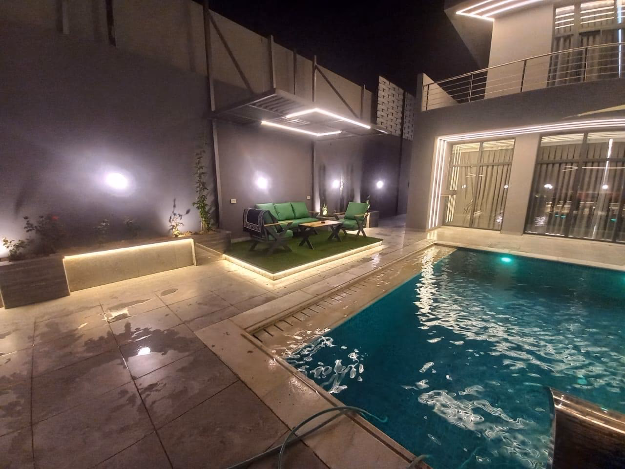 صورة مصغرة 5 من 9