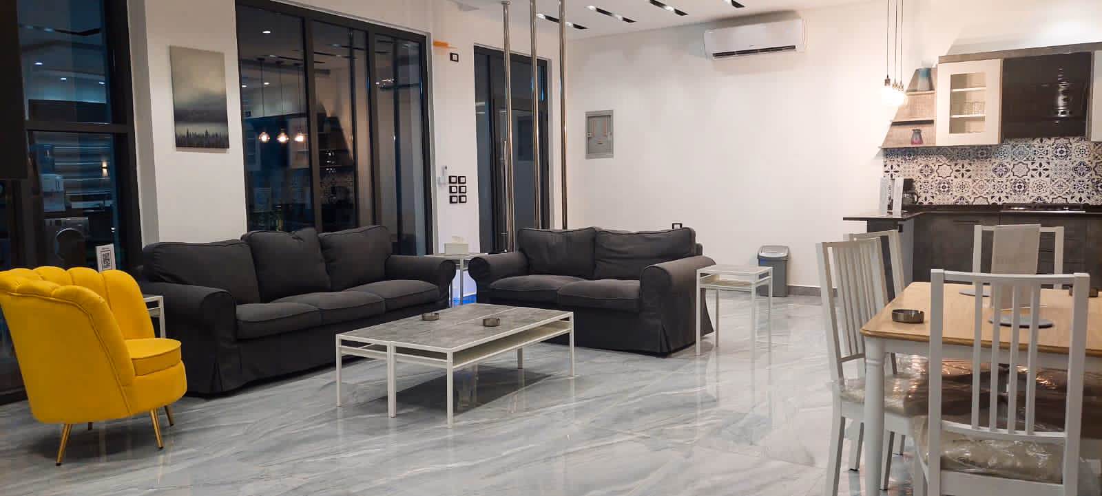 صورة مصغرة 3 من 9