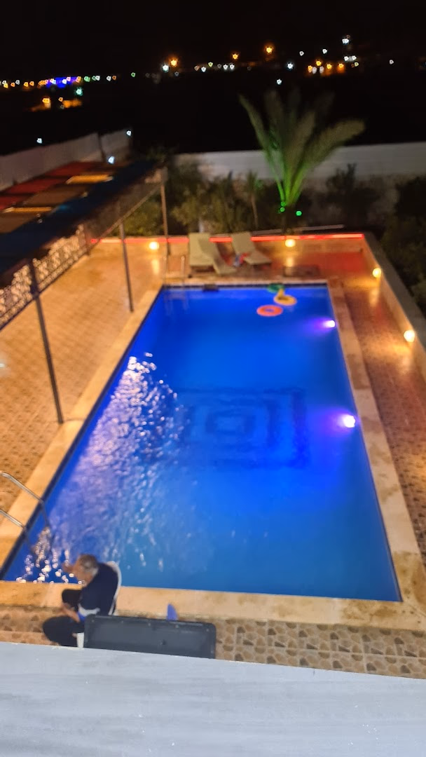 صورة مصغرة 3 من 8