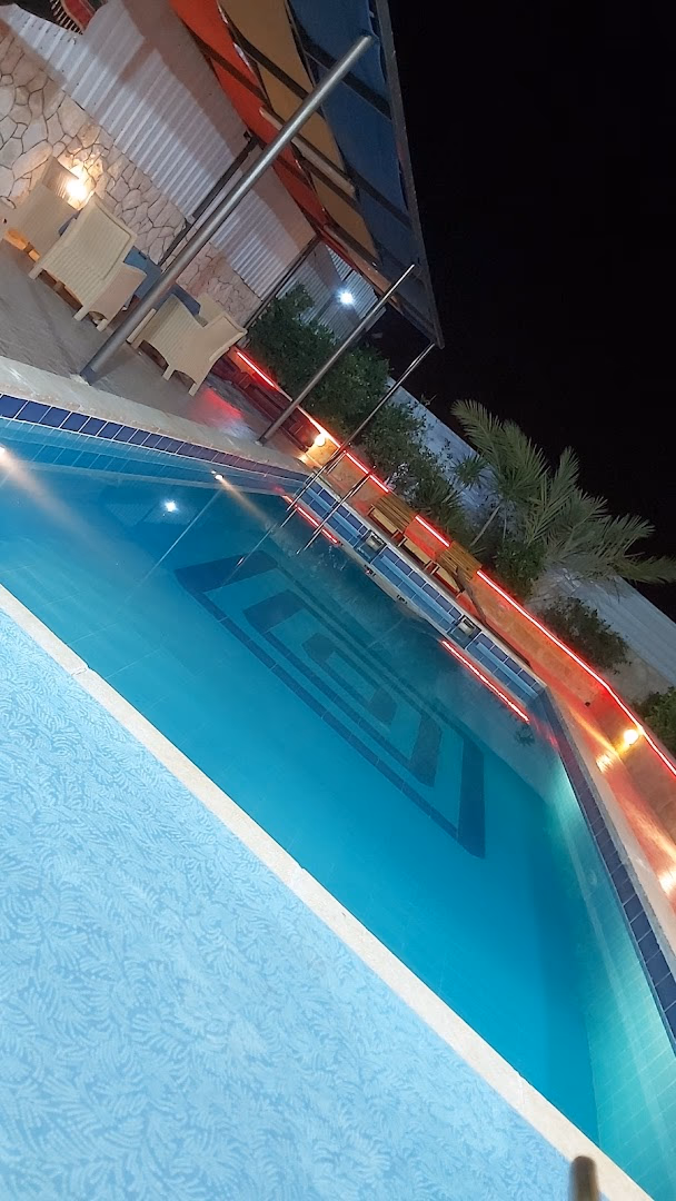 صورة مصغرة 4 من 8