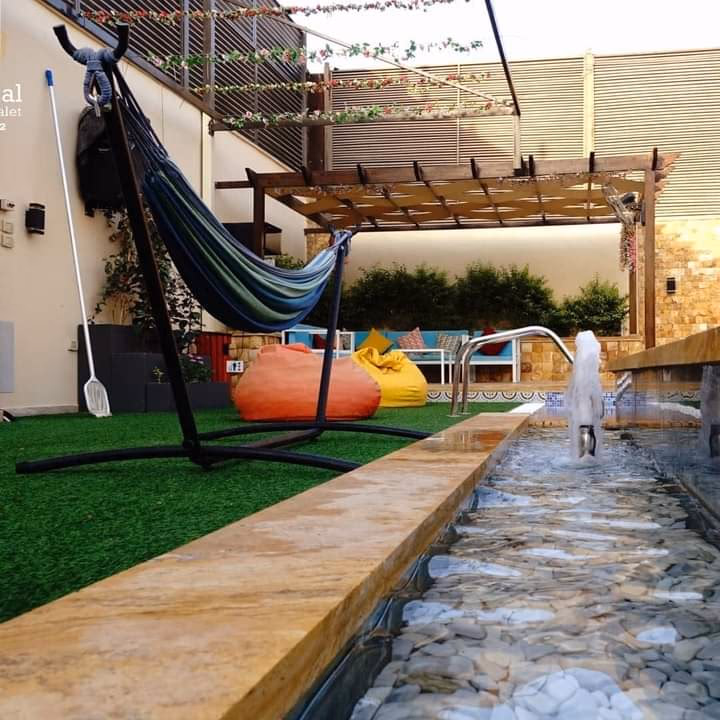 صورة مصغرة 5 من 9