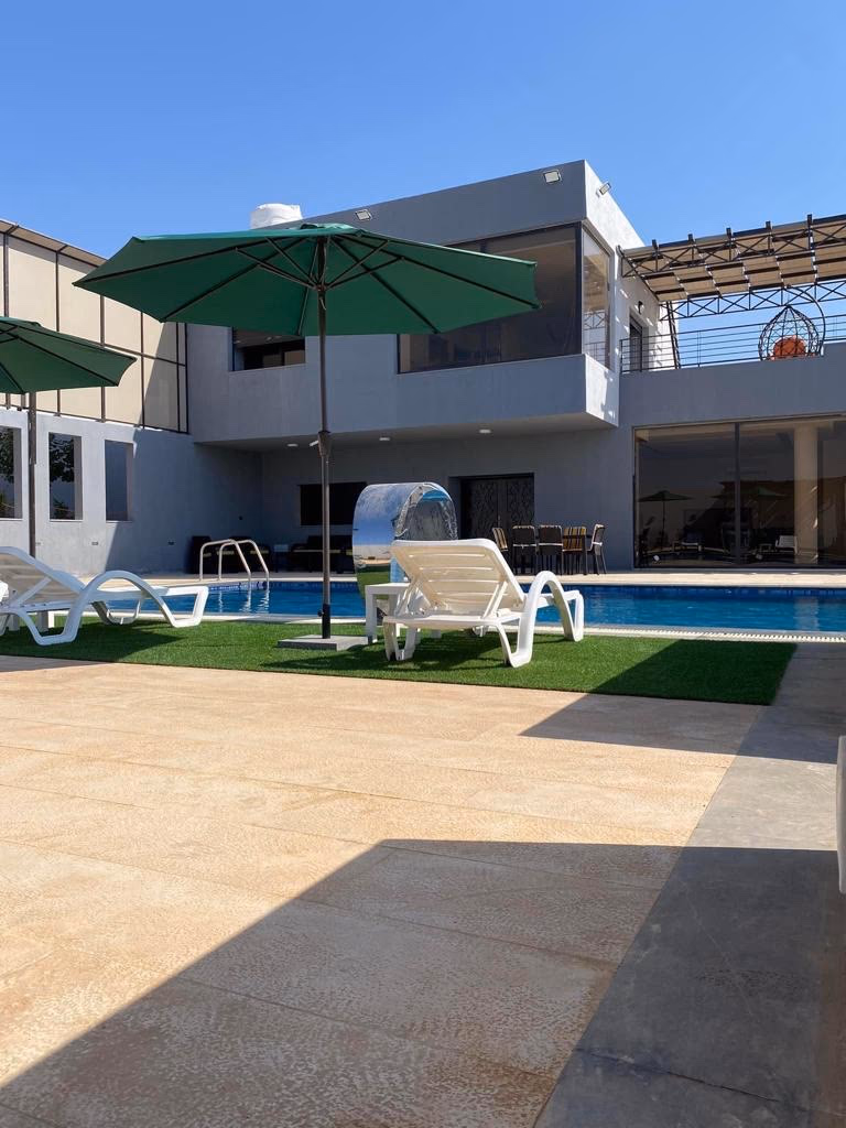 صورة مصغرة 5 من 9