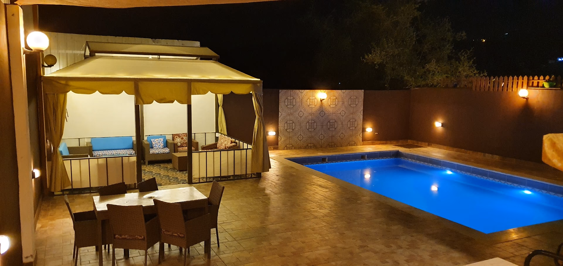 مزرعة الروضة