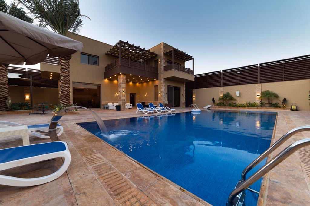 Benz Villa