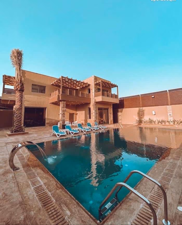 صورة مصغرة 3 من 9