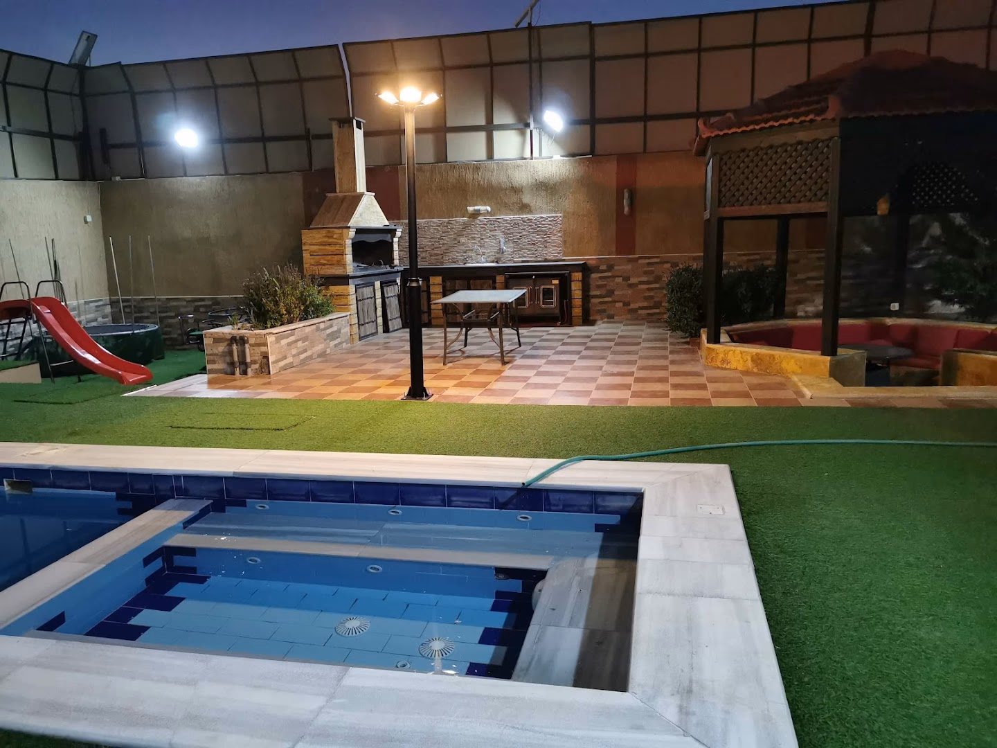 صورة مصغرة 3 من 5
