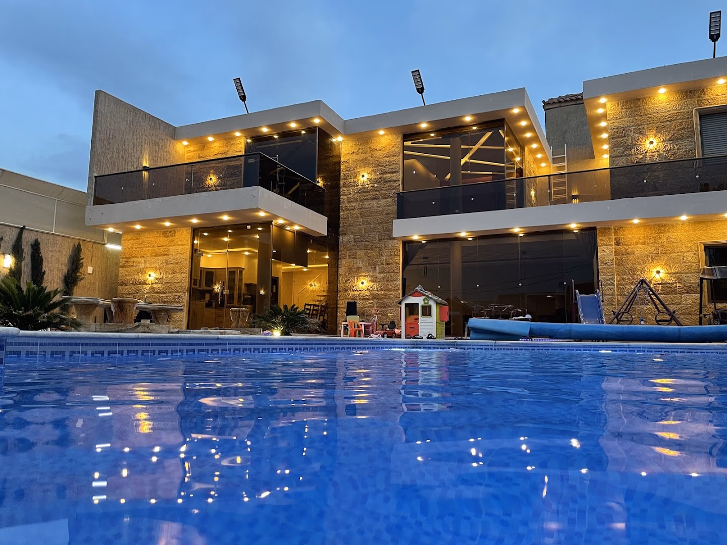 Grand Villa